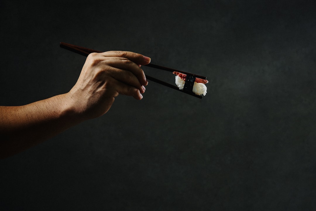 Kuchnia fusion azjatycko-polska: Smakowite połączenie tradycji 1 Photo Sushi pierogi